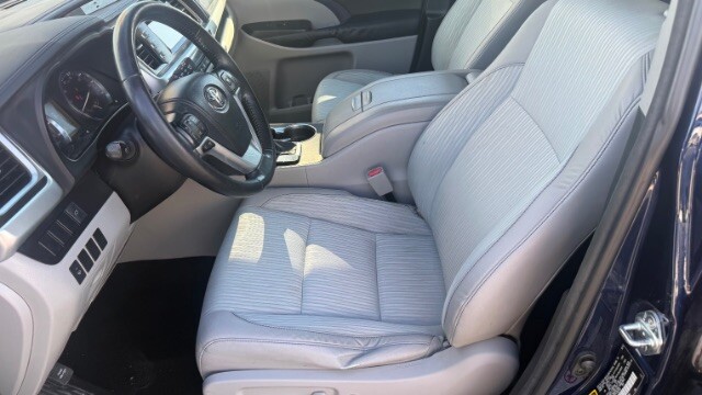 2015 Toyota Highlander in Dallas, TX 75228 - 18092326 10