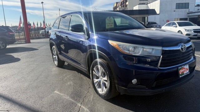 2015 Toyota Highlander in Dallas, TX 75228 - 18092326 3