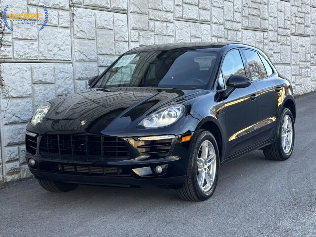 2017 Porsche Macan in Decatur, GA 30032 - 18092329