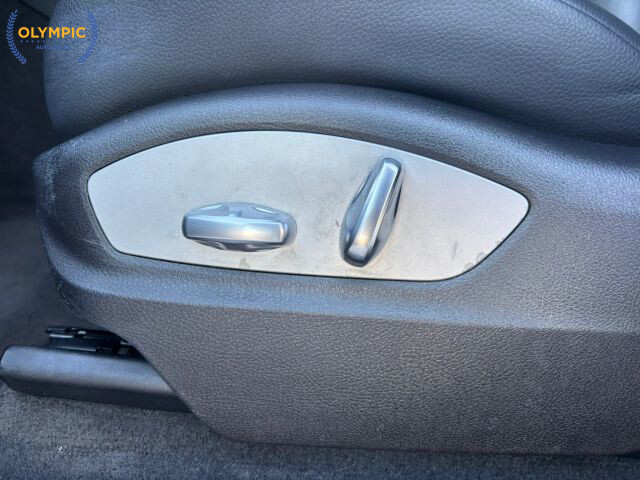 2017 Porsche Macan in Decatur, GA 30032 - 18092329 35