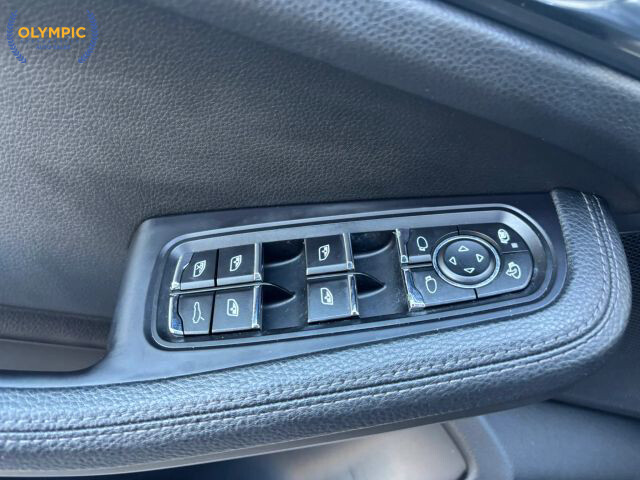 2017 Porsche Macan in Decatur, GA 30032 - 18092329 34