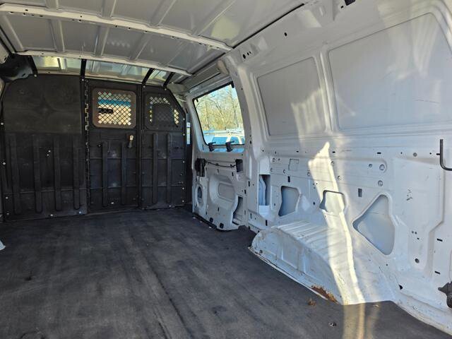 2013 Ford E-150 and Econoline 150 in Blauvelt, NY 10913 - 18092331 33