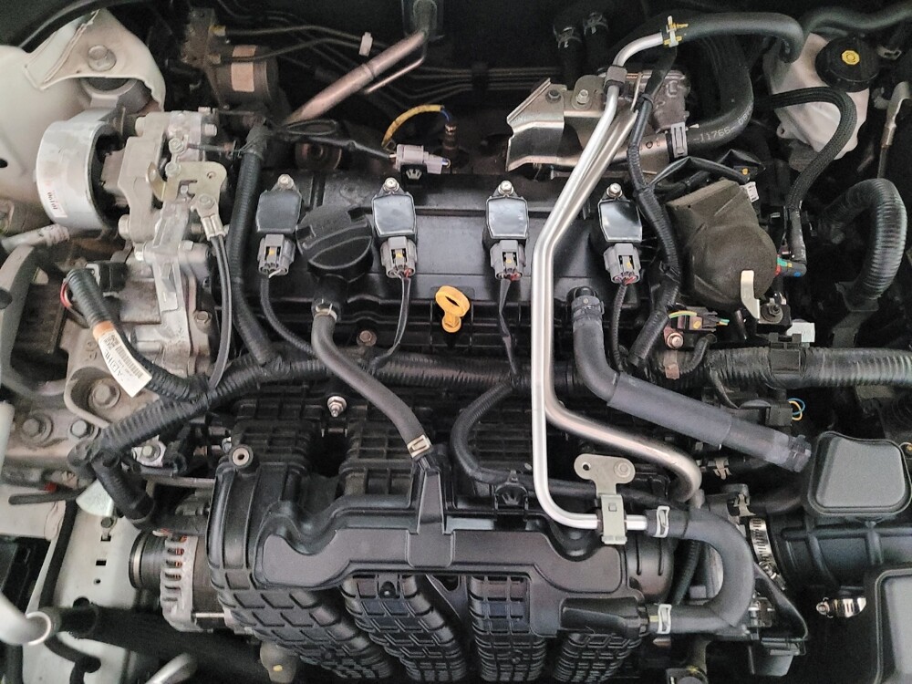 2021 Nissan Altima in Fresno, CA 93726 - 18092335 30