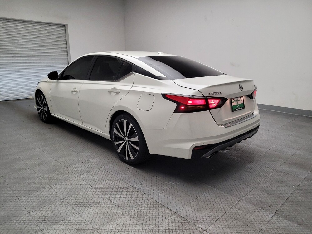 2021 Nissan Altima in Fresno, CA 93726 - 18092335 5