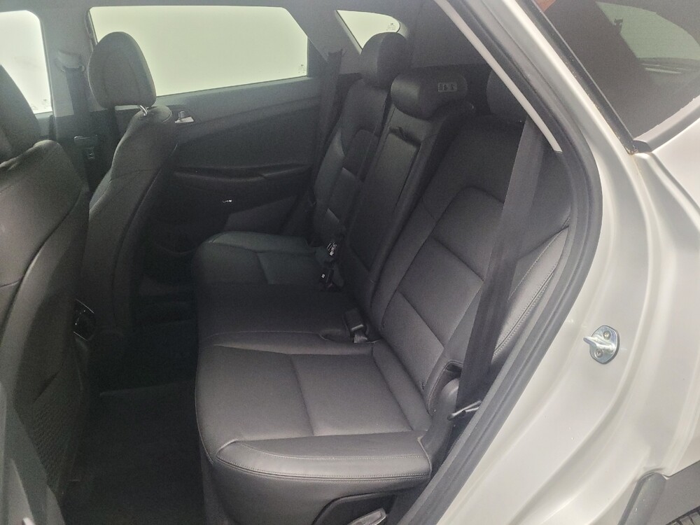 2017 Hyundai Tucson in Downey, CA 90241 - 18092338 17