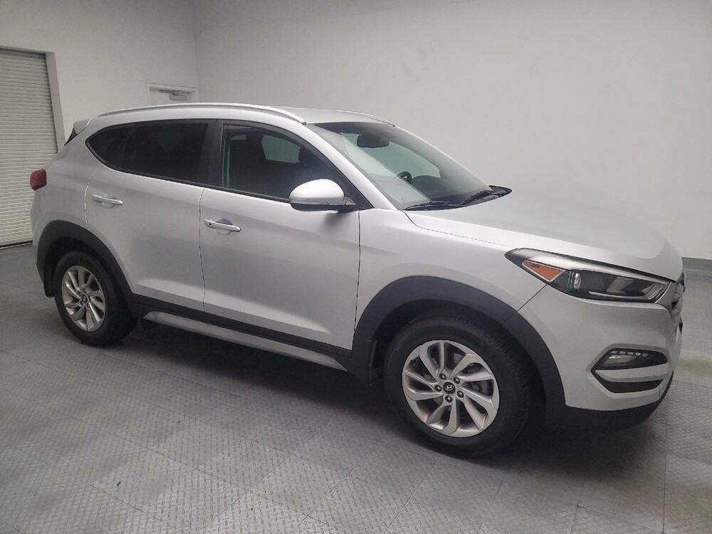 2017 Hyundai Tucson in Downey, CA 90241 - 18092338 11