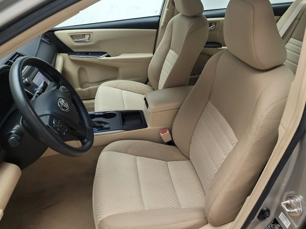 2016 Toyota Camry in Fresno, CA 93726 - 18092340 17