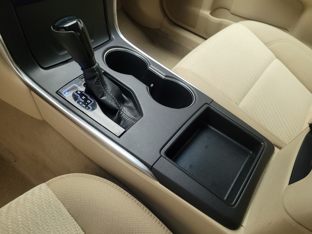 2016 Toyota Camry in Fresno, CA 93726 - 18092340 26