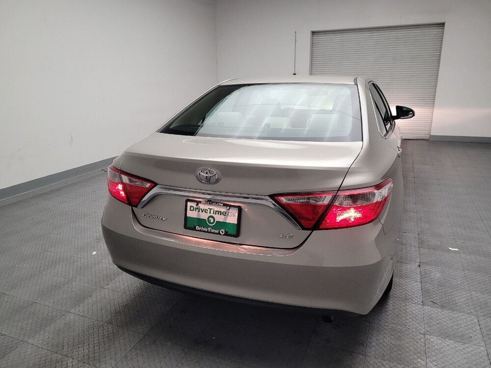 2016 Toyota Camry in Fresno, CA 93726 - 18092340 7
