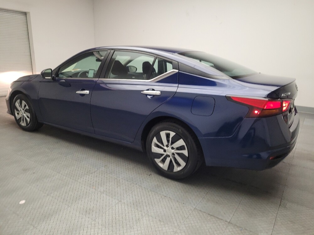 2022 Nissan Altima in Sacramento, CA 95821 - 18092341 3