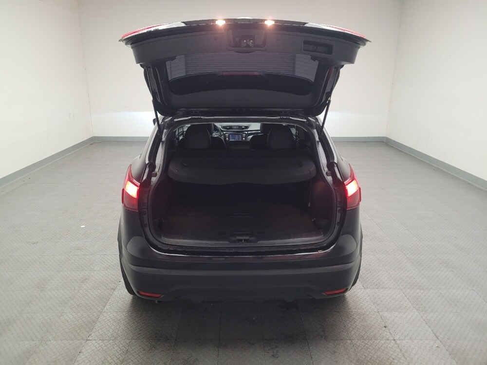 2017 Nissan Rogue Sport in Riverside, CA 92504 - 18092342 29