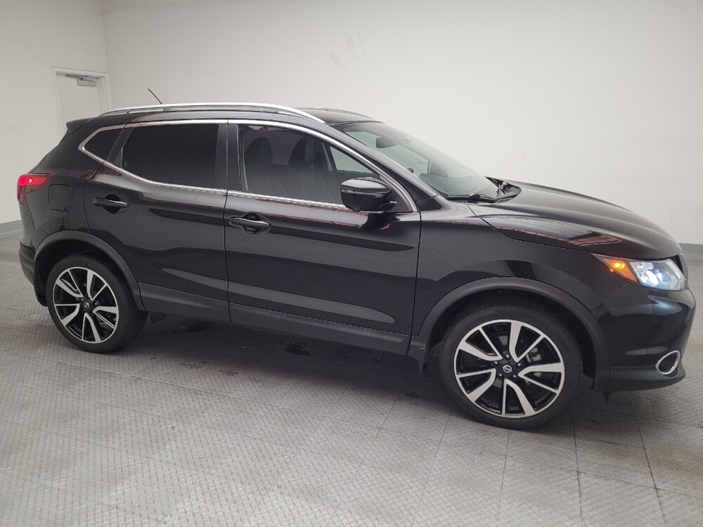 2017 Nissan Rogue Sport in Riverside, CA 92504 - 18092342 11