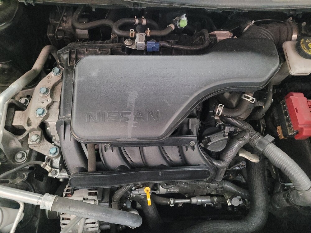 2017 Nissan Rogue Sport in Riverside, CA 92504 - 18092342 30