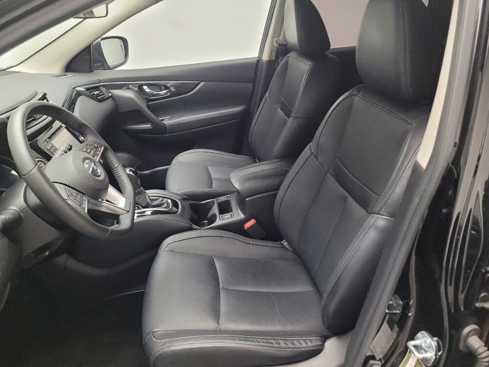 2017 Nissan Rogue Sport in Riverside, CA 92504 - 18092342 17