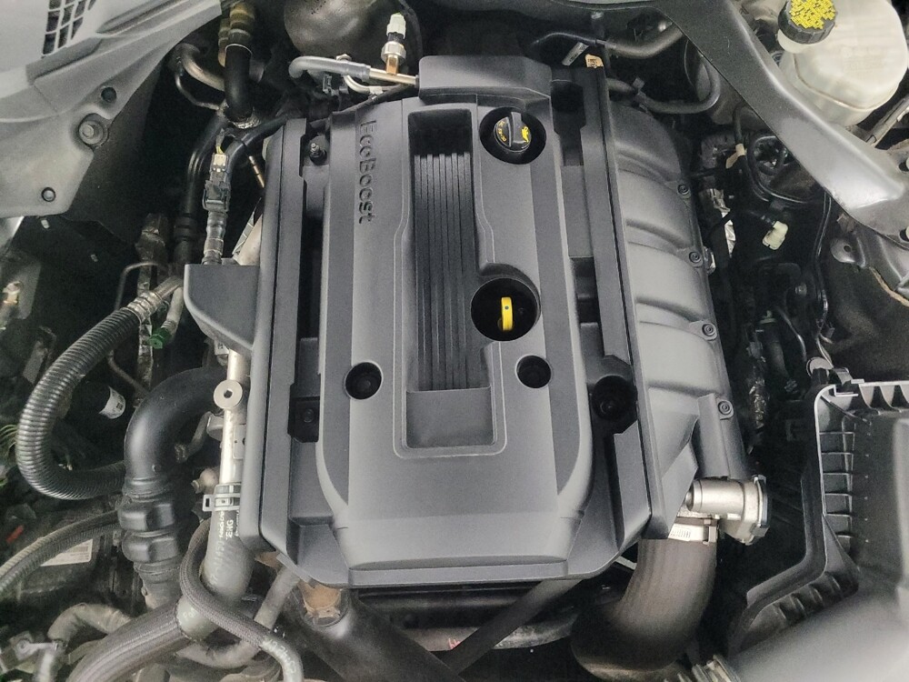 2018 Ford Mustang in Indianapolis, IN 46222 - 18092344 30