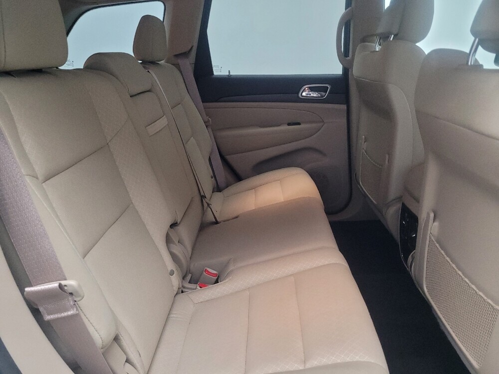 2018 Jeep Grand Cherokee in Jackson, MS 39211 - 18092351 19