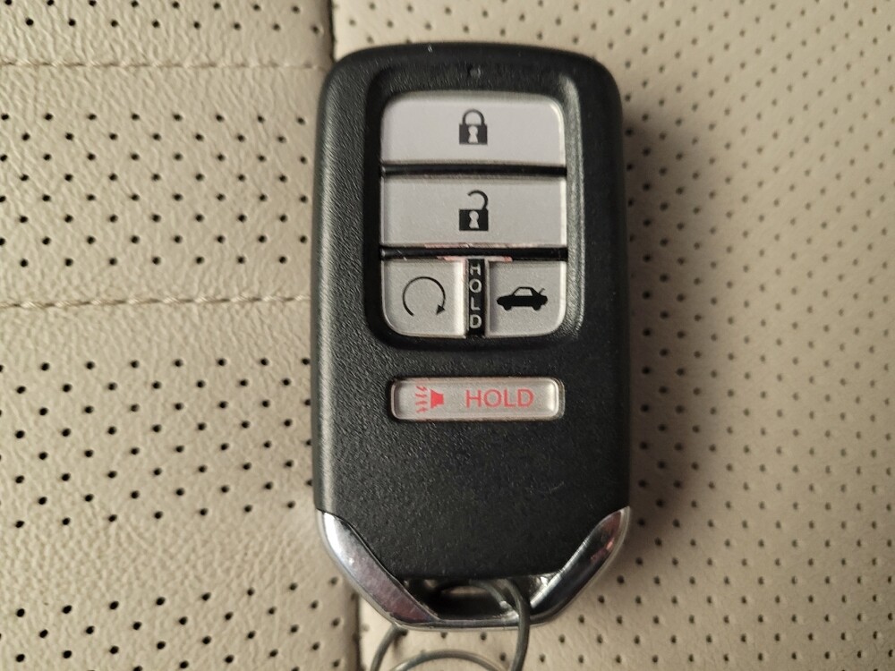 2020 Honda Accord in Miamisburg, OH 45342 - 18092357 32