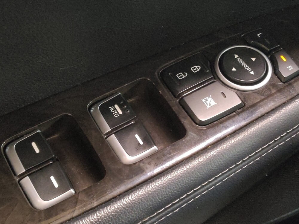 2017 Kia Sorento in Temple, TX 76502 - 18092360 27