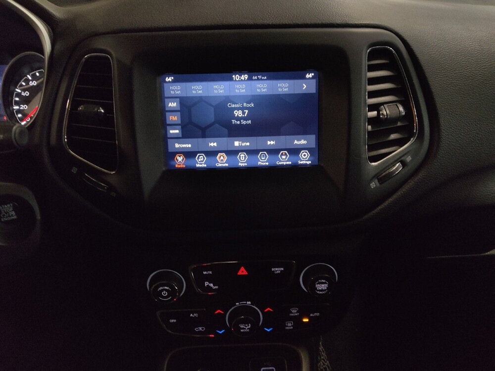 2018 Jeep Compass in Tulsa, OK 74145 - 18092363 25