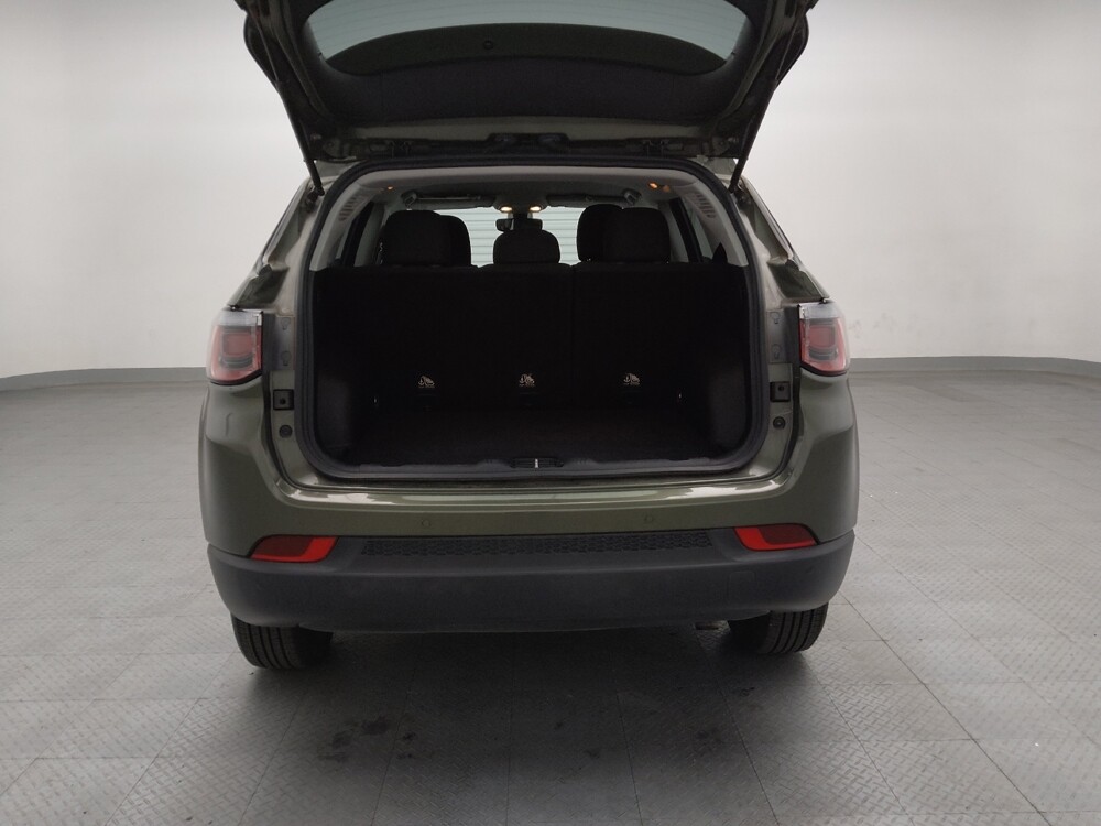 2018 Jeep Compass in Tulsa, OK 74145 - 18092363 29