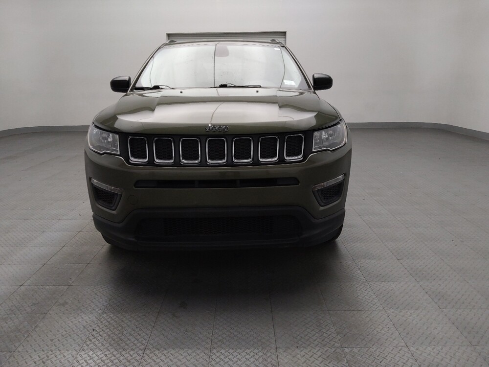 2018 Jeep Compass in Tulsa, OK 74145 - 18092363 15