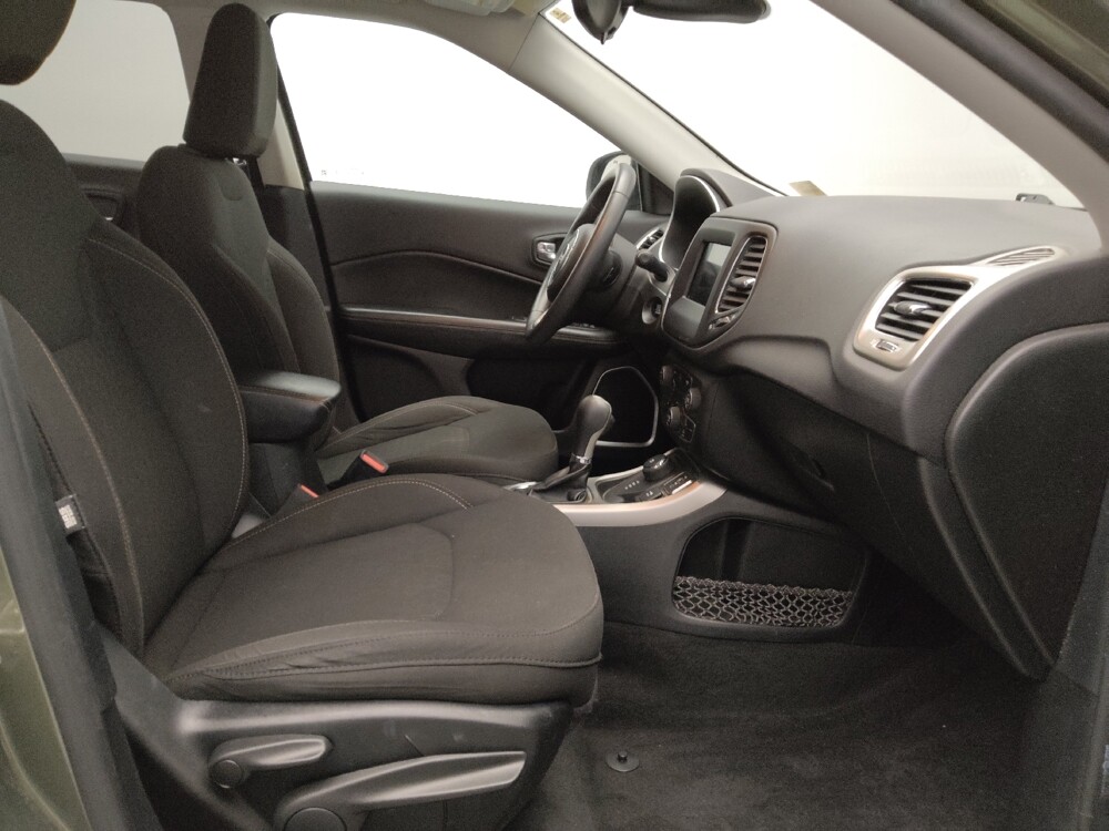 2018 Jeep Compass in Tulsa, OK 74145 - 18092363 21