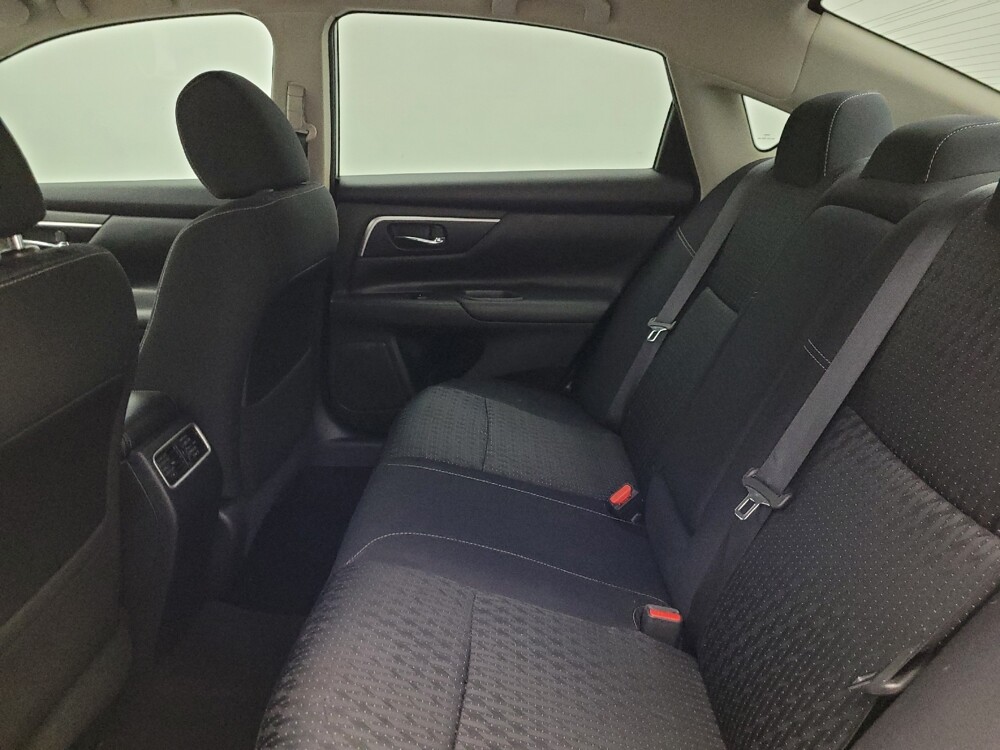 2016 Nissan Altima in Chandler, AZ 85225 - 18092370 18