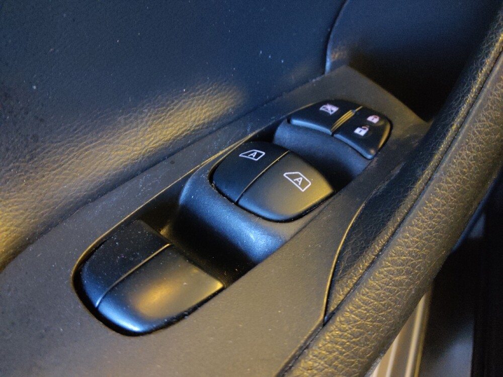 2016 Nissan Altima in Chandler, AZ 85225 - 18092370 27