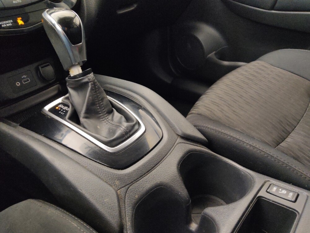 2018 Nissan Rogue in Chandler, AZ 85225 - 18092371 26