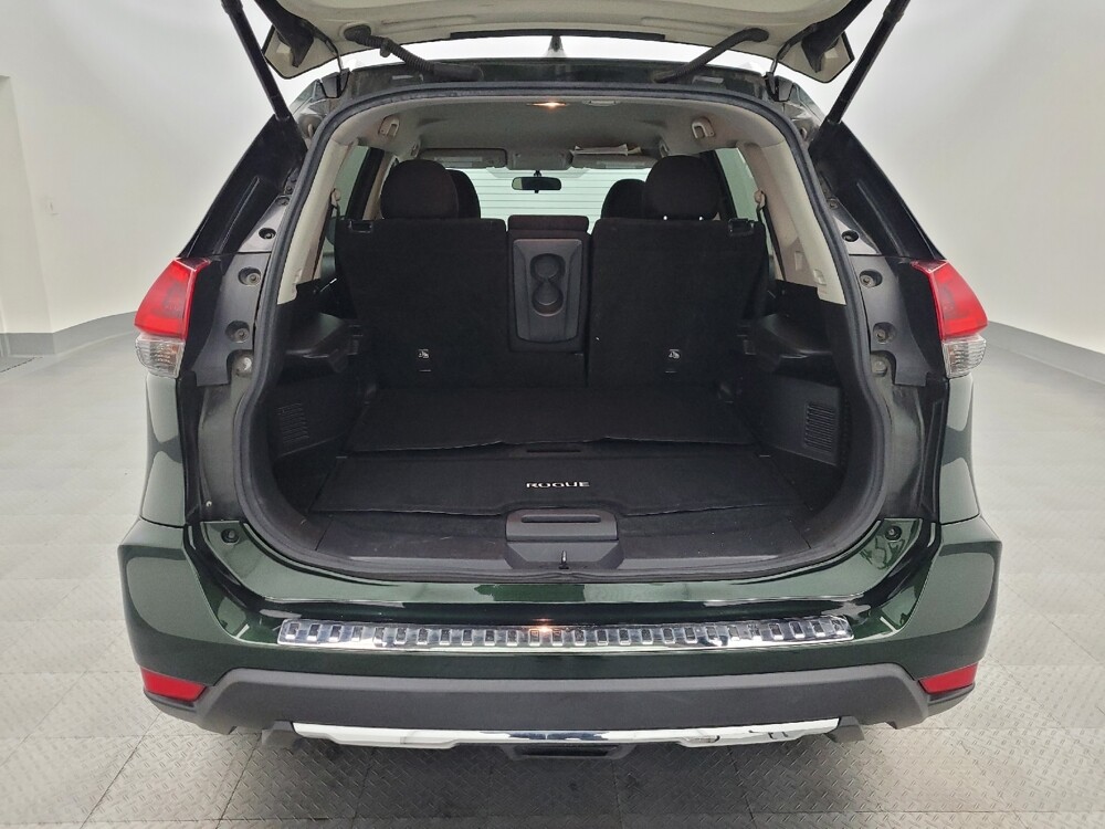 2018 Nissan Rogue in Chandler, AZ 85225 - 18092371 29