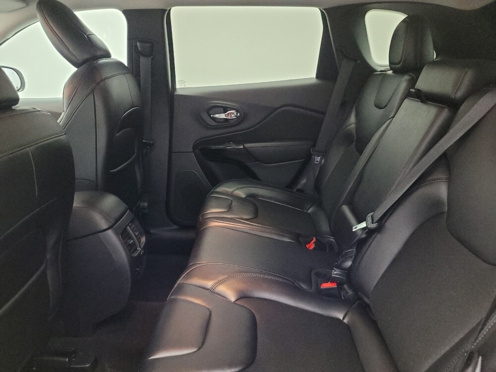 2020 Jeep Cherokee in Chandler, AZ 85225 - 18092372 18