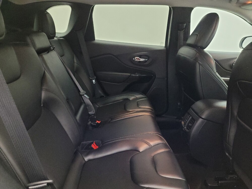 2020 Jeep Cherokee in Chandler, AZ 85225 - 18092372 19