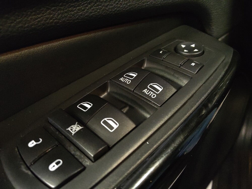 2020 Jeep Cherokee in Chandler, AZ 85225 - 18092372 27