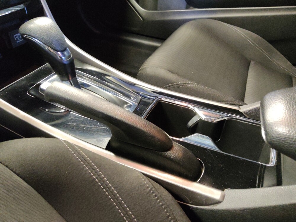 2016 Honda Accord in Chandler, AZ 85225 - 18092373 26