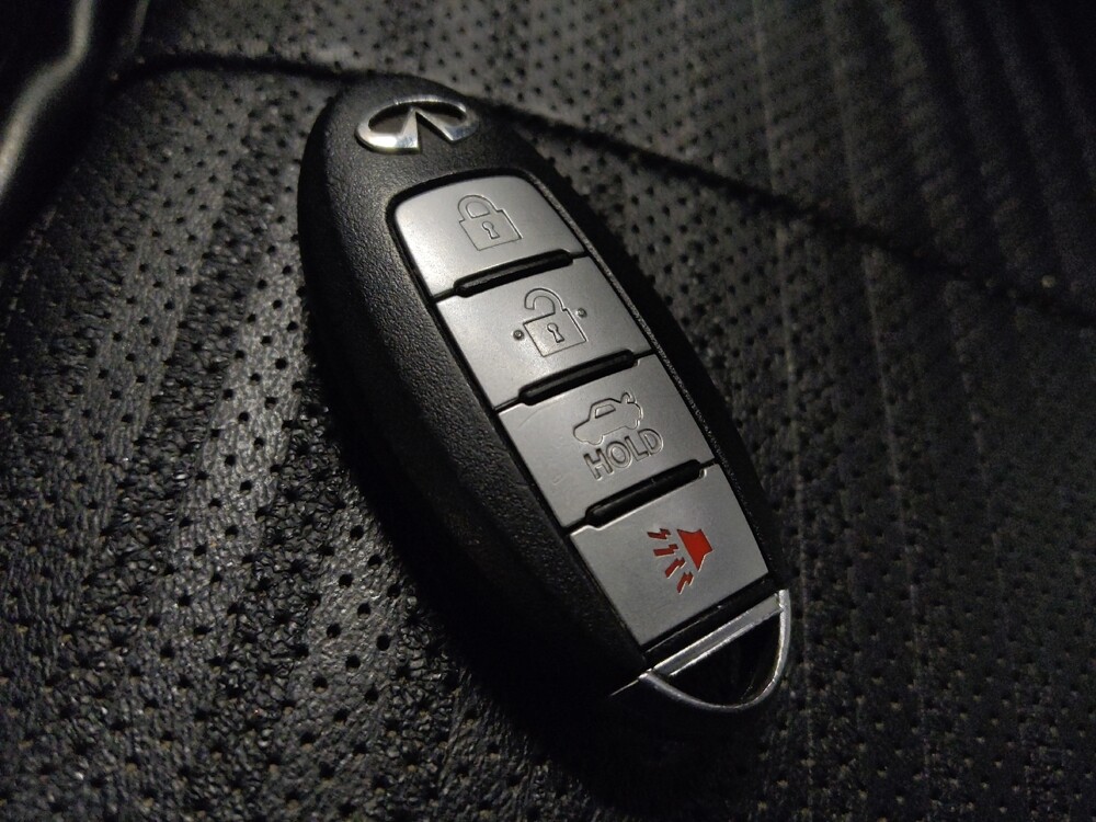 2017 INFINITI Q50 in Chandler, AZ 85225 - 18092374 32