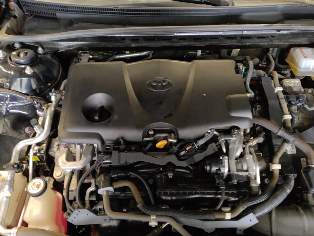 2019 Toyota Camry in Chandler, AZ 85225 - 18092380 30