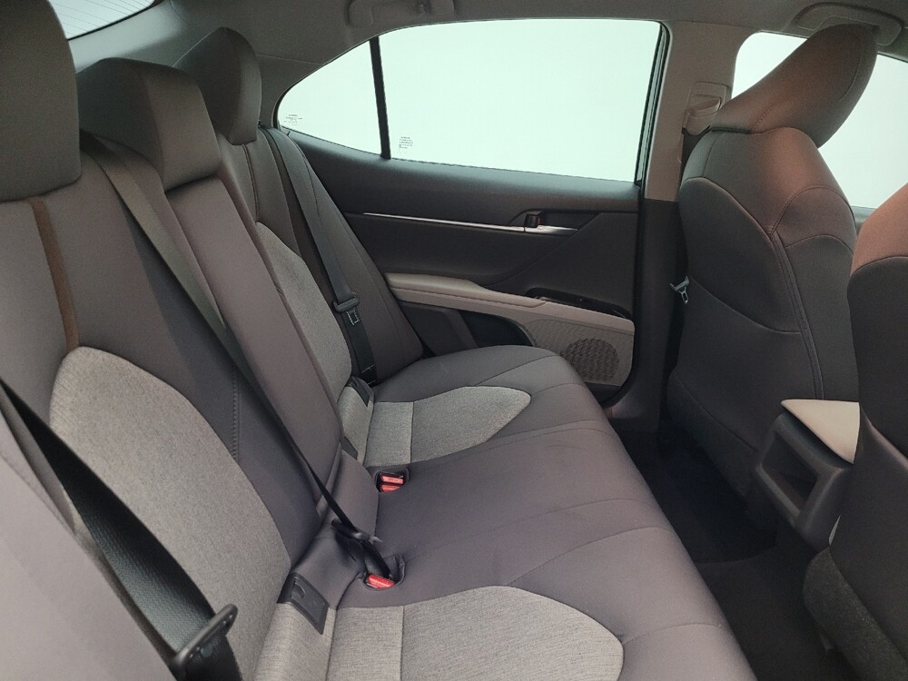 2019 Toyota Camry in Chandler, AZ 85225 - 18092380 19