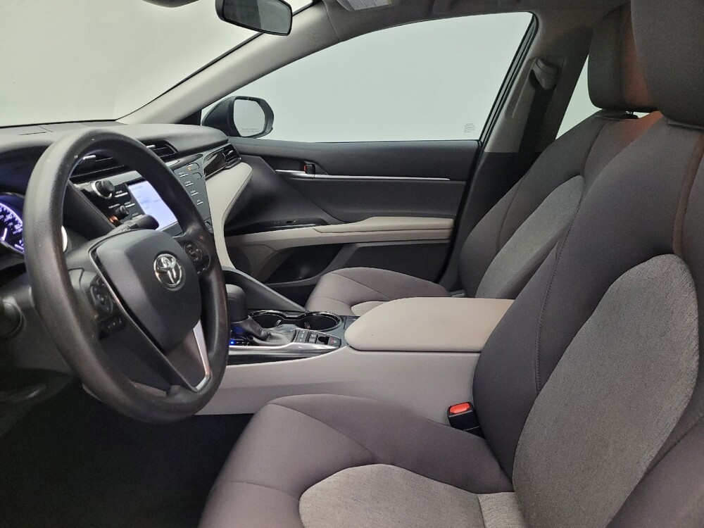 2019 Toyota Camry in Chandler, AZ 85225 - 18092380 17