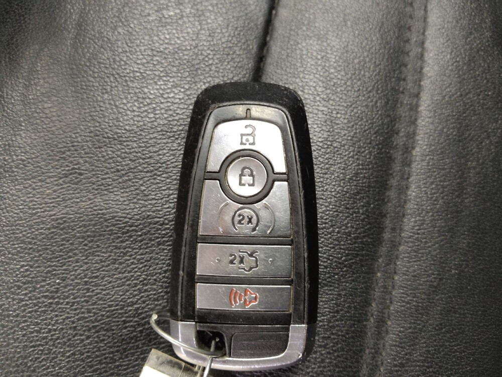 2017 Ford Fusion in Charleston, SC 29414 - 18092383 32