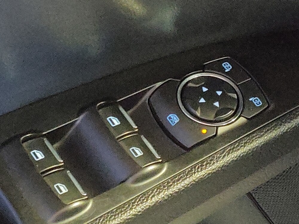 2017 Ford Fusion in Charleston, SC 29414 - 18092383 27