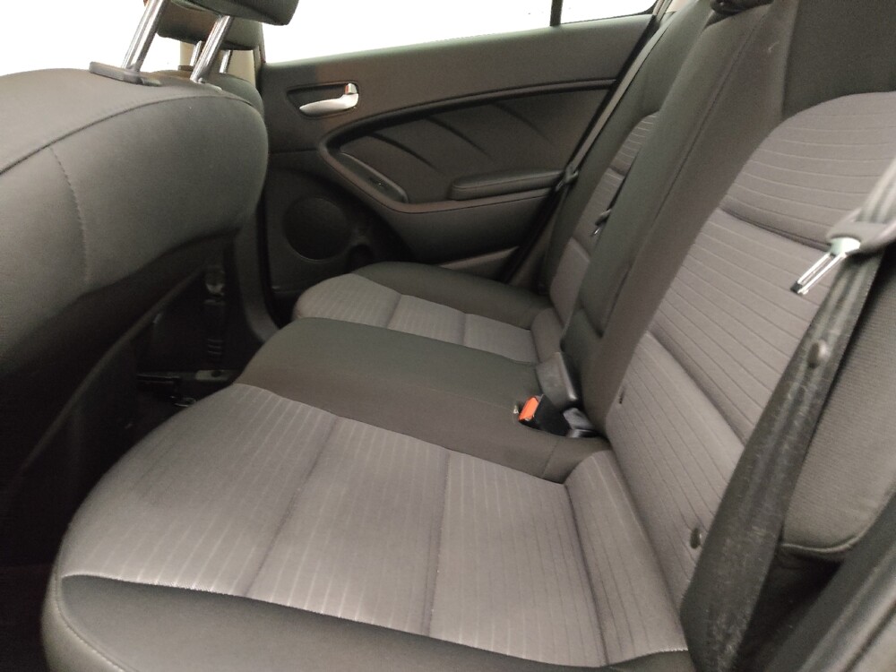 2017 Kia Forte in Charleston, SC 29414 - 18092384 18