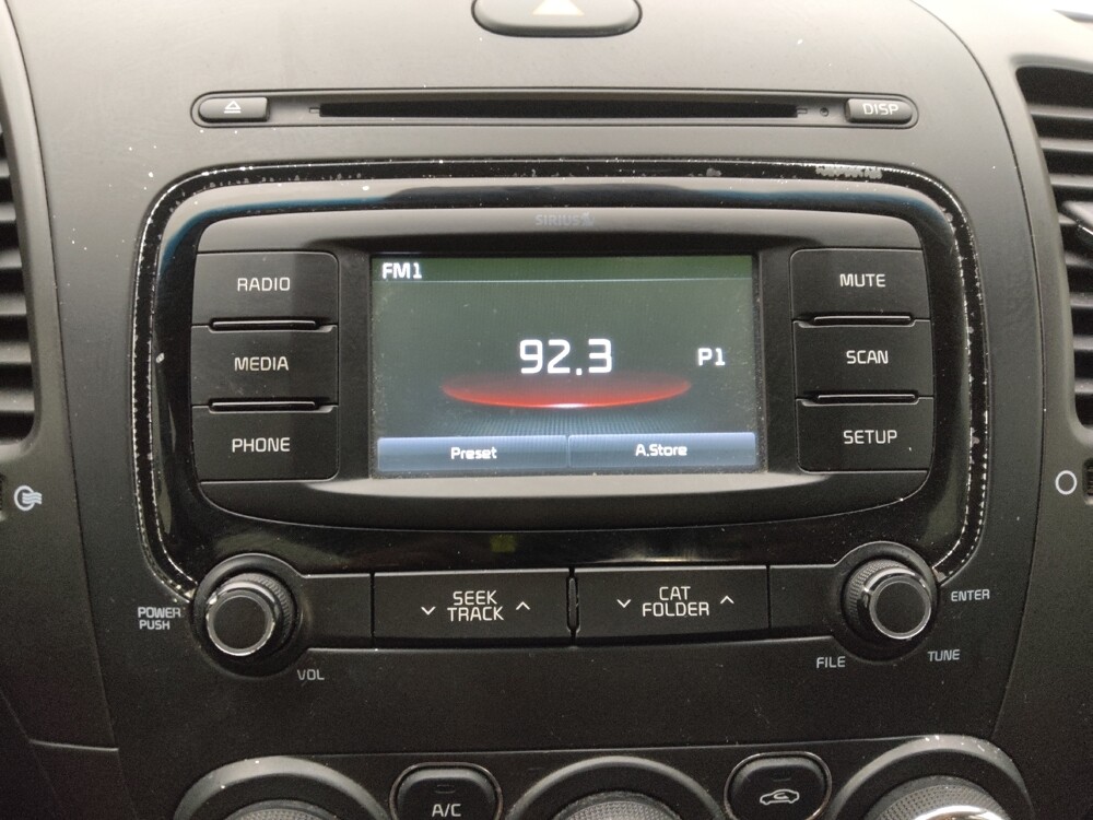 2017 Kia Forte in Charleston, SC 29414 - 18092384 25