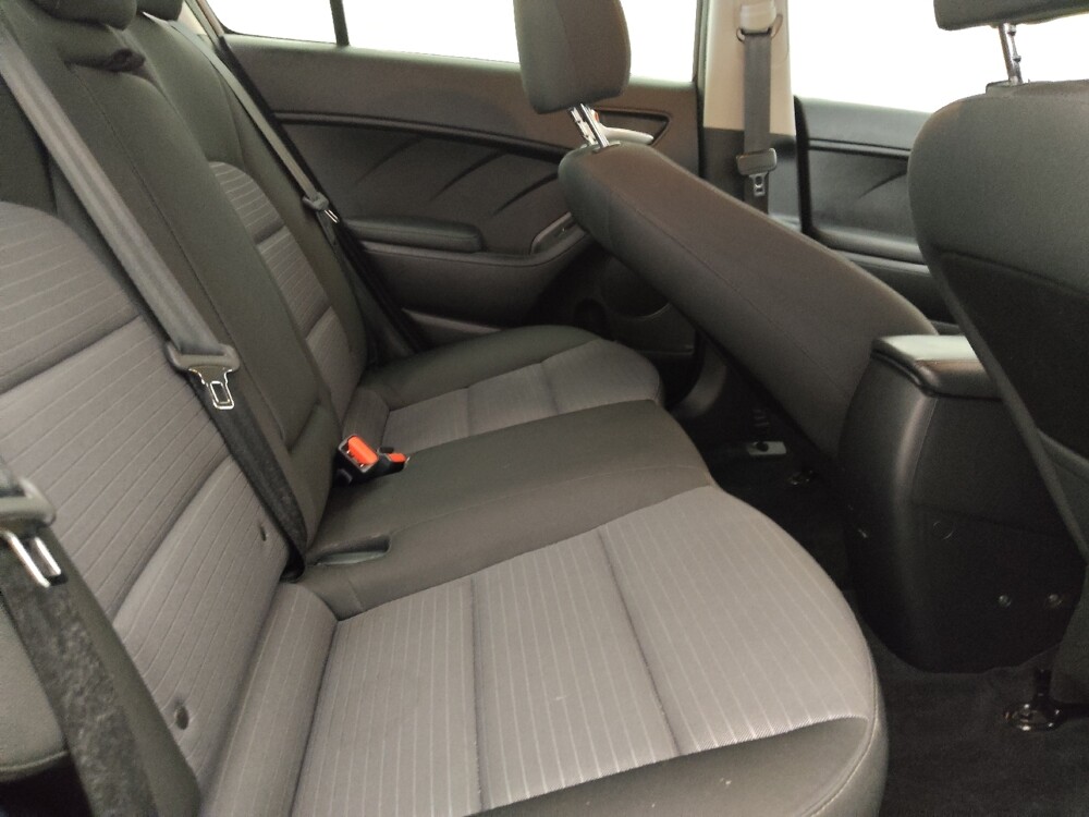 2017 Kia Forte in Charleston, SC 29414 - 18092384 19