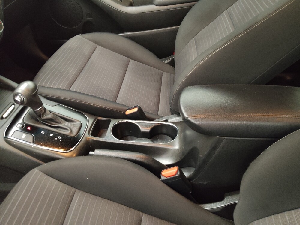 2017 Kia Forte in Charleston, SC 29414 - 18092384 26