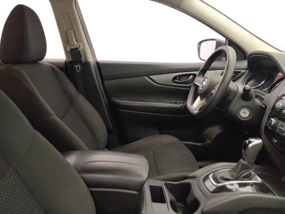 2018 Nissan Rogue Sport in Tallahassee, FL 32304 - 18092391 21