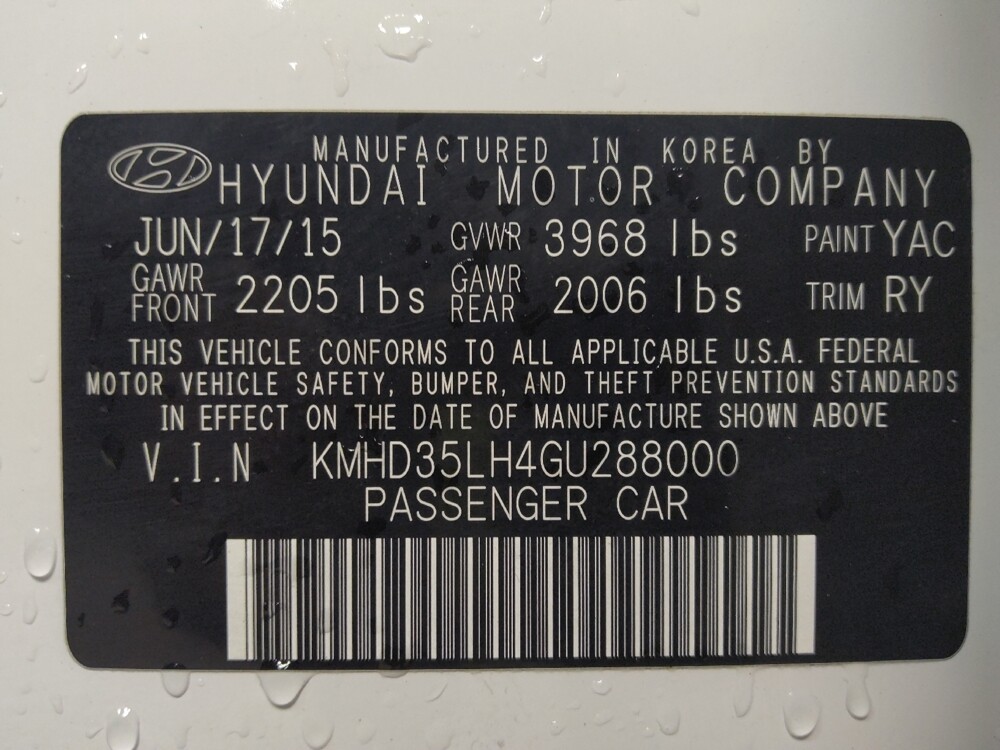 2016 Hyundai Elantra in Charleston, SC 29414 - 18092393 33