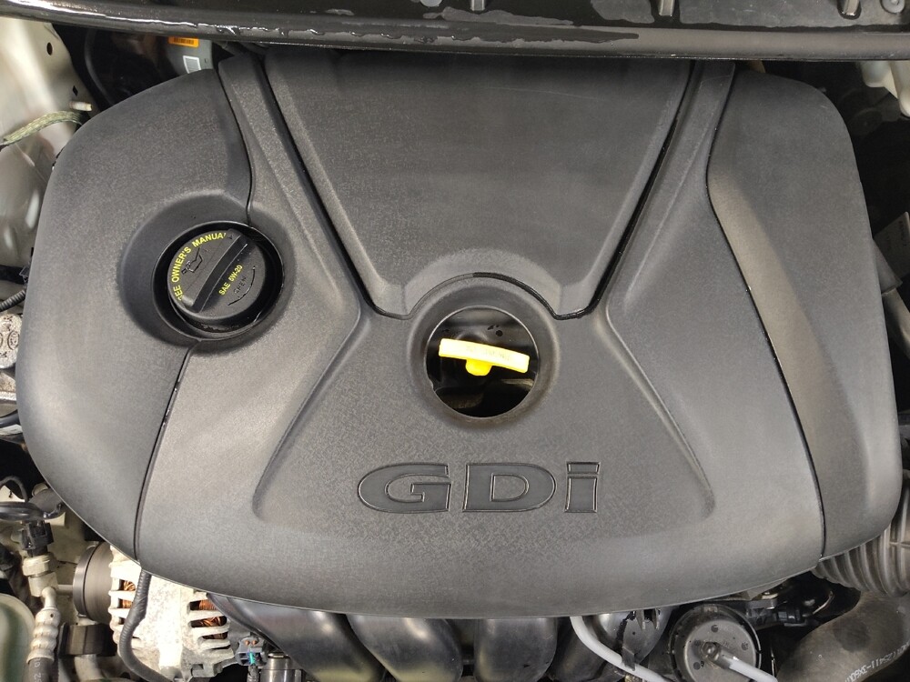 2016 Hyundai Elantra in Charleston, SC 29414 - 18092393 30