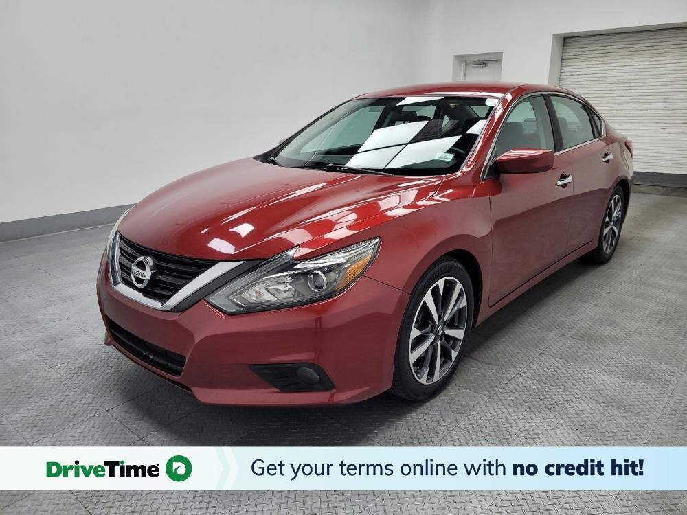 2017 Nissan Altima in Las Vegas, NV 89102 - 18092396