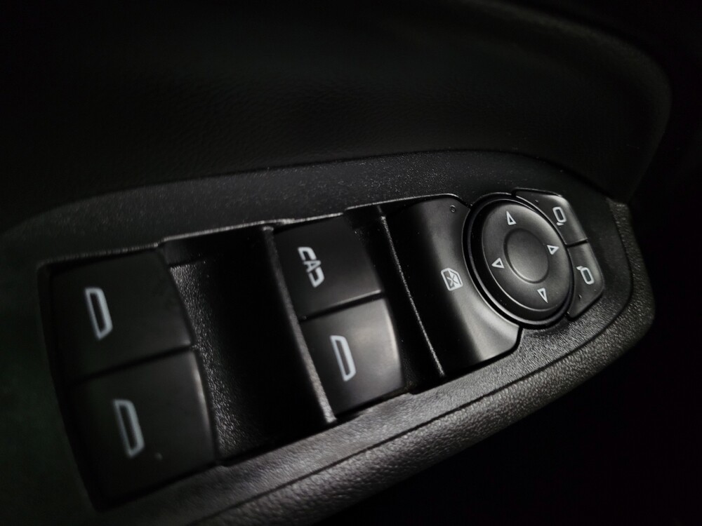 2019 Chevrolet Equinox in Las Vegas, NV 89104 - 18092397 27