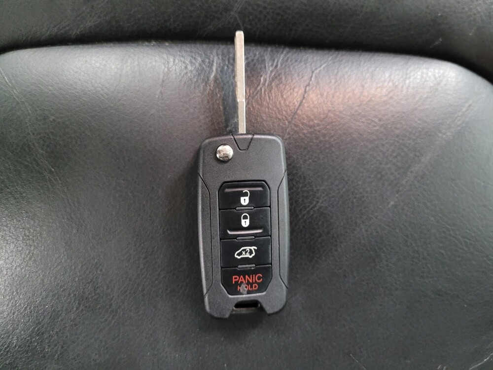 2015 Jeep Renegade in Las Vegas, NV 89102 - 18092398 32